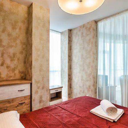 Leogrand Apartments Z Panoramoyu Lvova エクステリア 写真